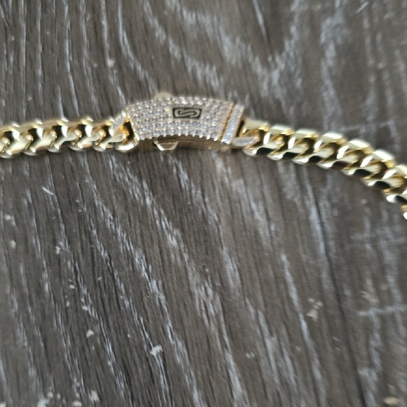 14k Gold Plated Heart Necklace and Bracelet Set - Picture 4 of 5